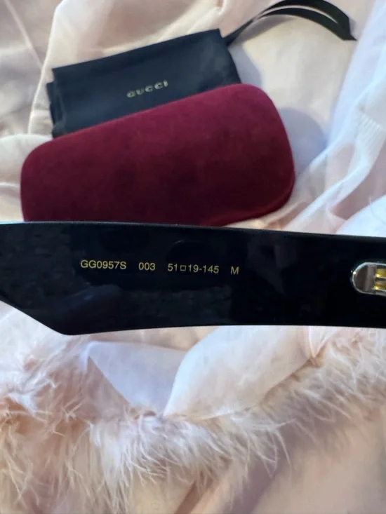 Gucci Double G Cat-Eye Sunglasses - Picture 4 of 6